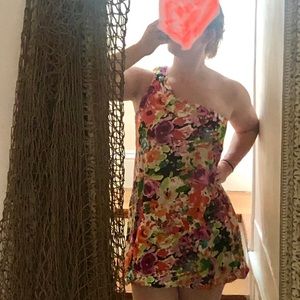 Gorgeous flower one shoulder dress